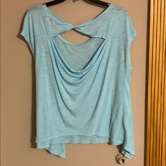 Flowy top. - Picture 2 of 2